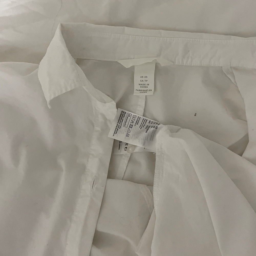 Drop Puff Shoulder Blouse - Picture 7 of 7